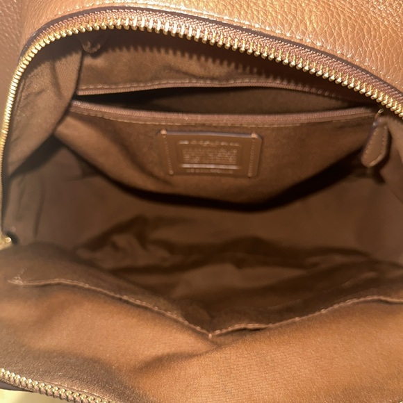 Coach Charlie Leather Backpack Tan color - Picture 7 of 11
